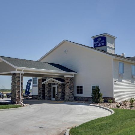 Cobblestone Inn & Suites-Kersey Екстер'єр фото
