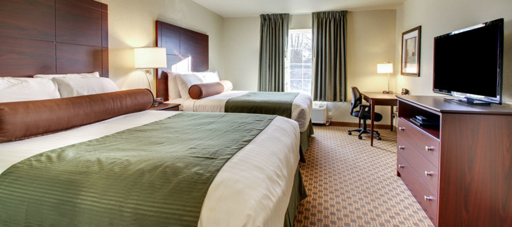 Cobblestone Inn & Suites-Kersey Екстер'єр фото