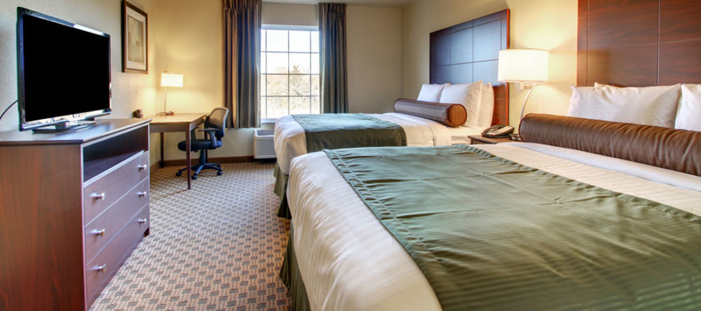 Cobblestone Inn & Suites-Kersey Екстер'єр фото